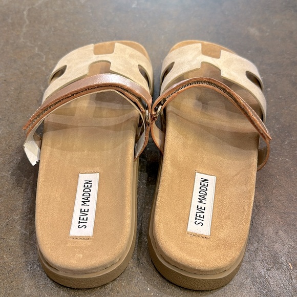 STEVE MADDEN “MAYVEN” ROSE GOLD SANDAL. BRAND NEW. SIZE 7.0 - Picture 5 of 5